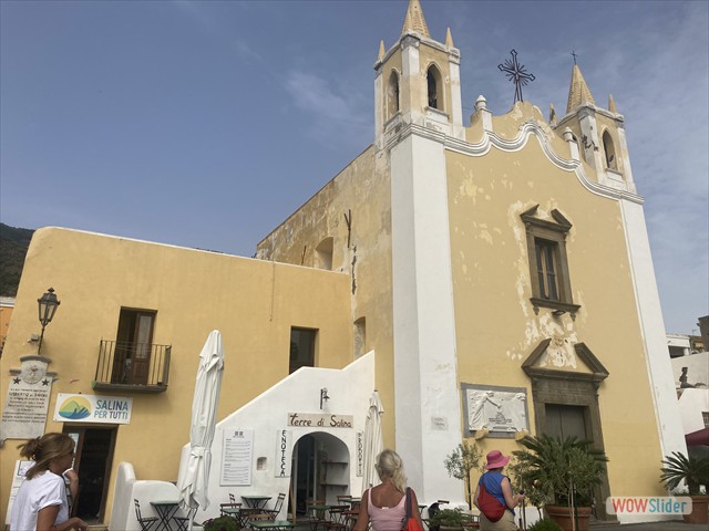 497 La chiesa