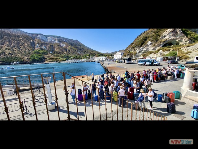 536 In attesa dell'aliscafo