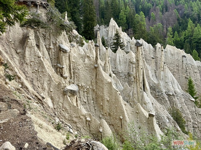 204 lo spettacolo delle piramidi