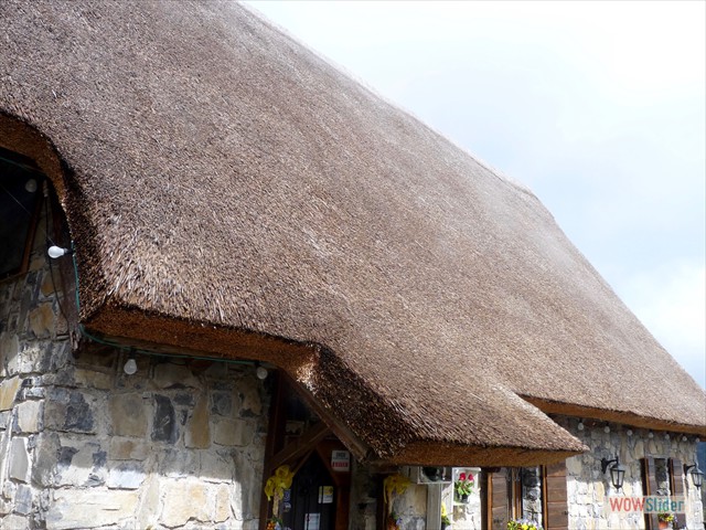 che fa  fumare i tetti di paglia 
