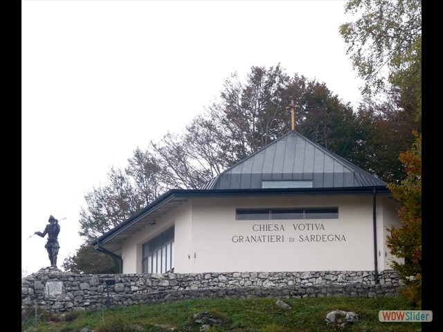 456 una sosta alla chiesa 
