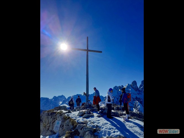 107 In vetta al Monte Piana.