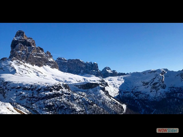 110 Le Tre Cime e dietro il Paterno.