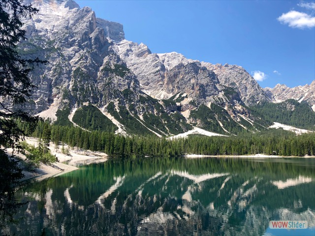335 Riflessi nell'acqua
