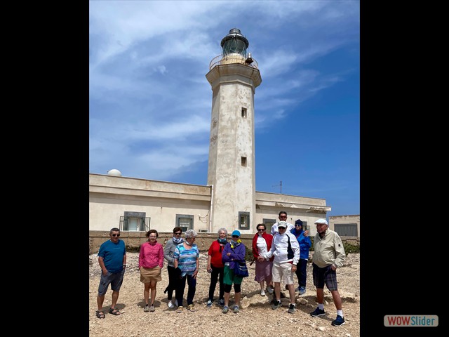 69 il faro in zona molto ventosa